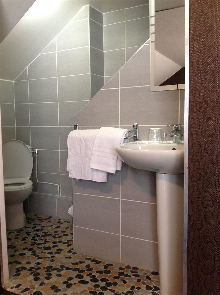 Alp'Hotel Voreppe Екстер'єр фото