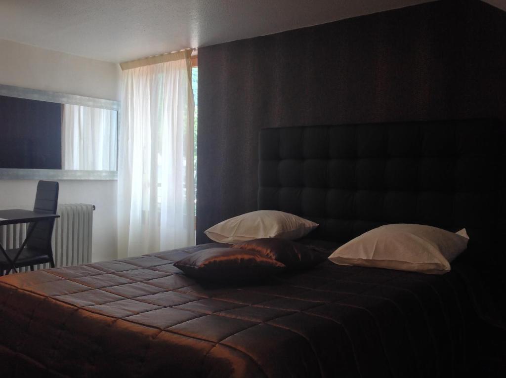 Alp'Hotel Voreppe Екстер'єр фото